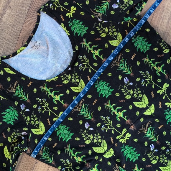 Svaha USA Dress, Pull On A Line Full, Fun Floral Design, Pockets, Size 2XL - Picture 8 of 12